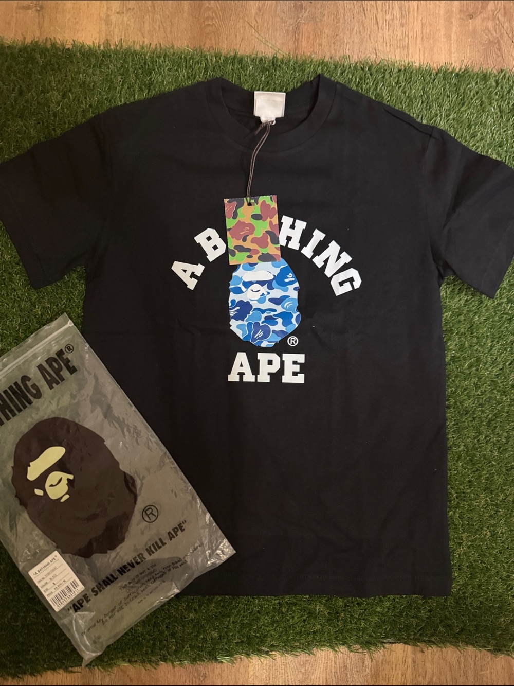 Bathing ape shirt (BAPE)